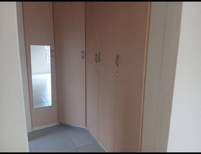 3 BEDROOM HOUSE FOR SALE IN THATCHFIELD ESTATE